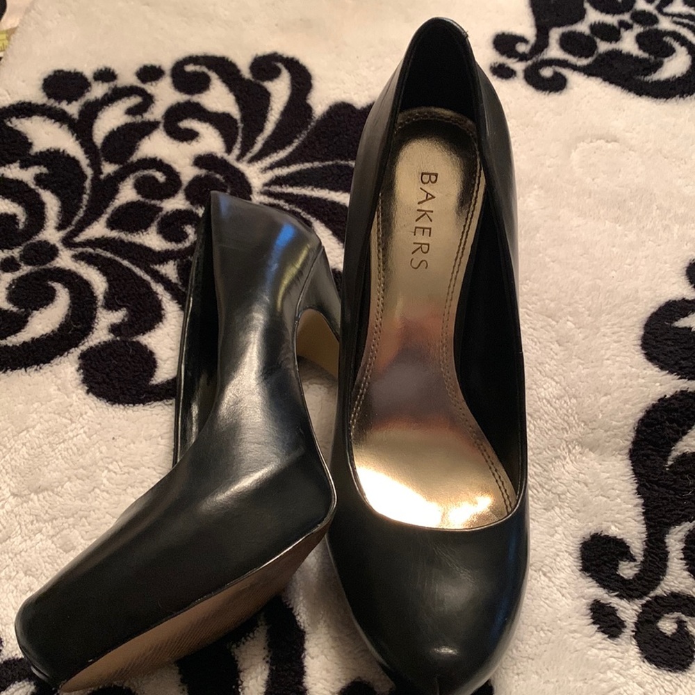 Cute pumps, vintage inspired!!